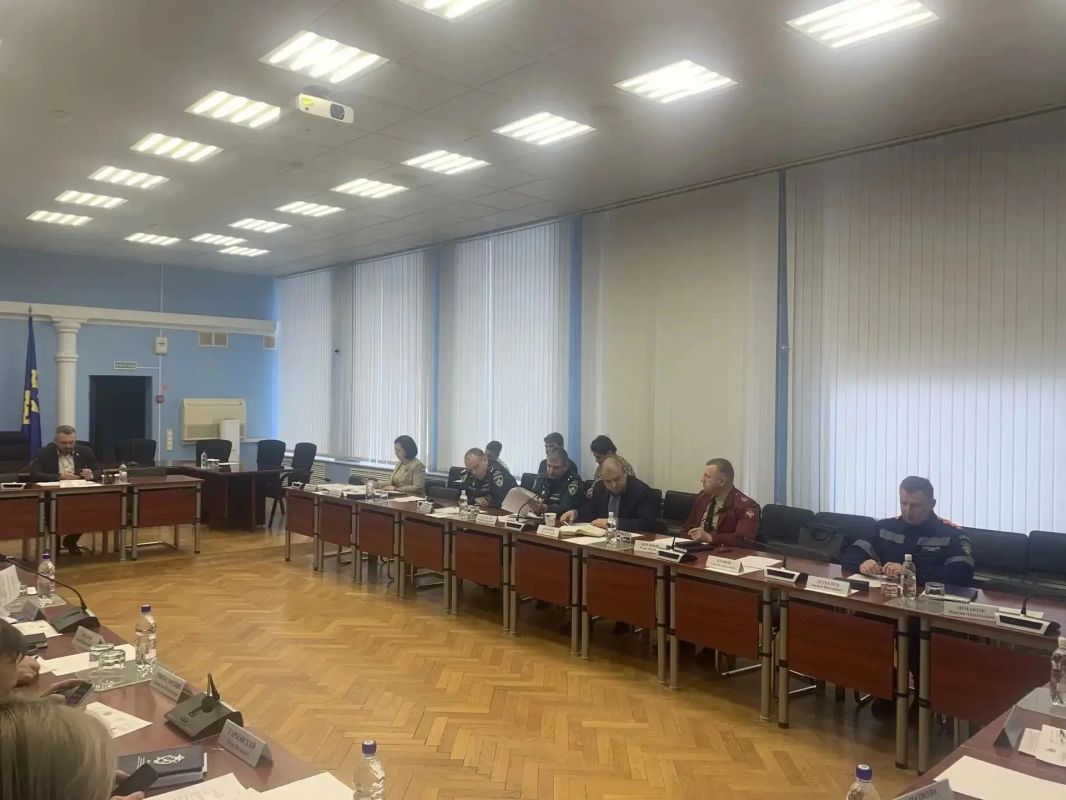 В Администрации городского округа Тольятти состоялось плановое заседание комиссии по предупреждению и ликвидации чрезвычайных ситуаций и обеспечению пожарной безопасности г.о. Тольятти. В работе комиссии принял участие и.о....