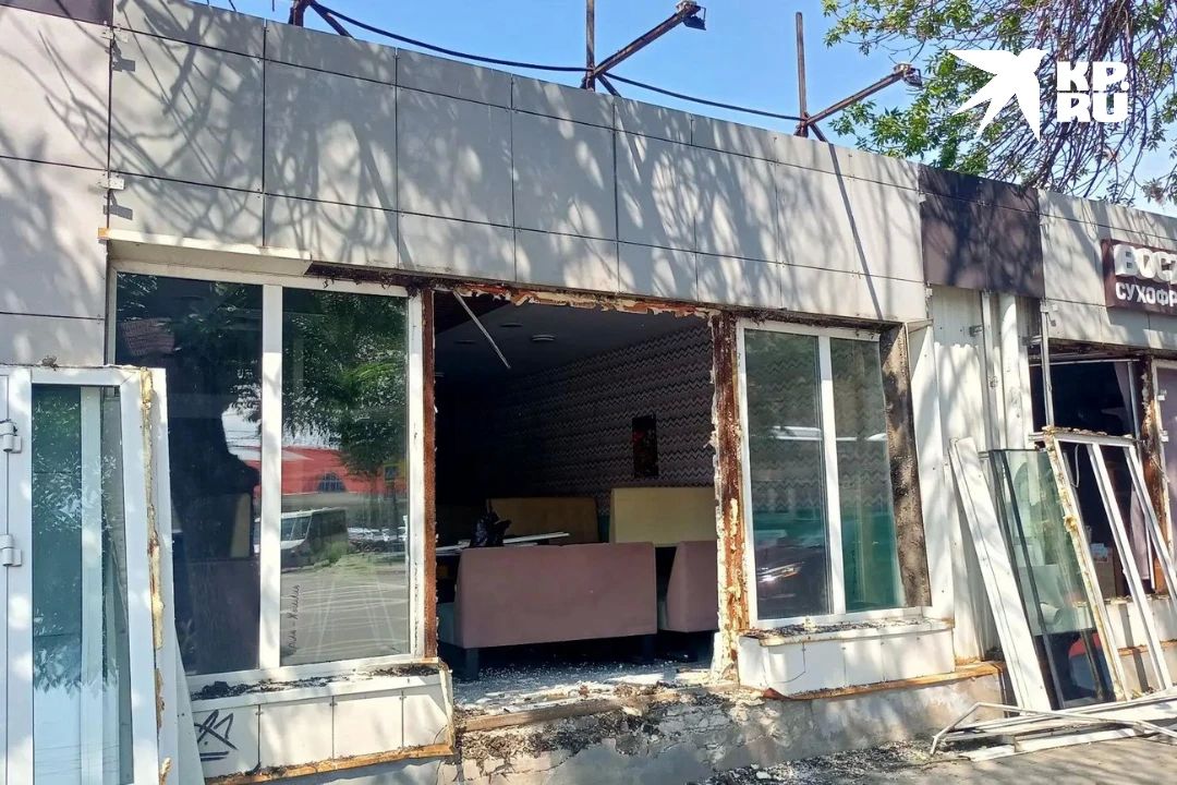 Новое начало и конец: массовый снос киосков у «Буревестника» Новое начало и конец: массовый снос киосков у «Буревестника»