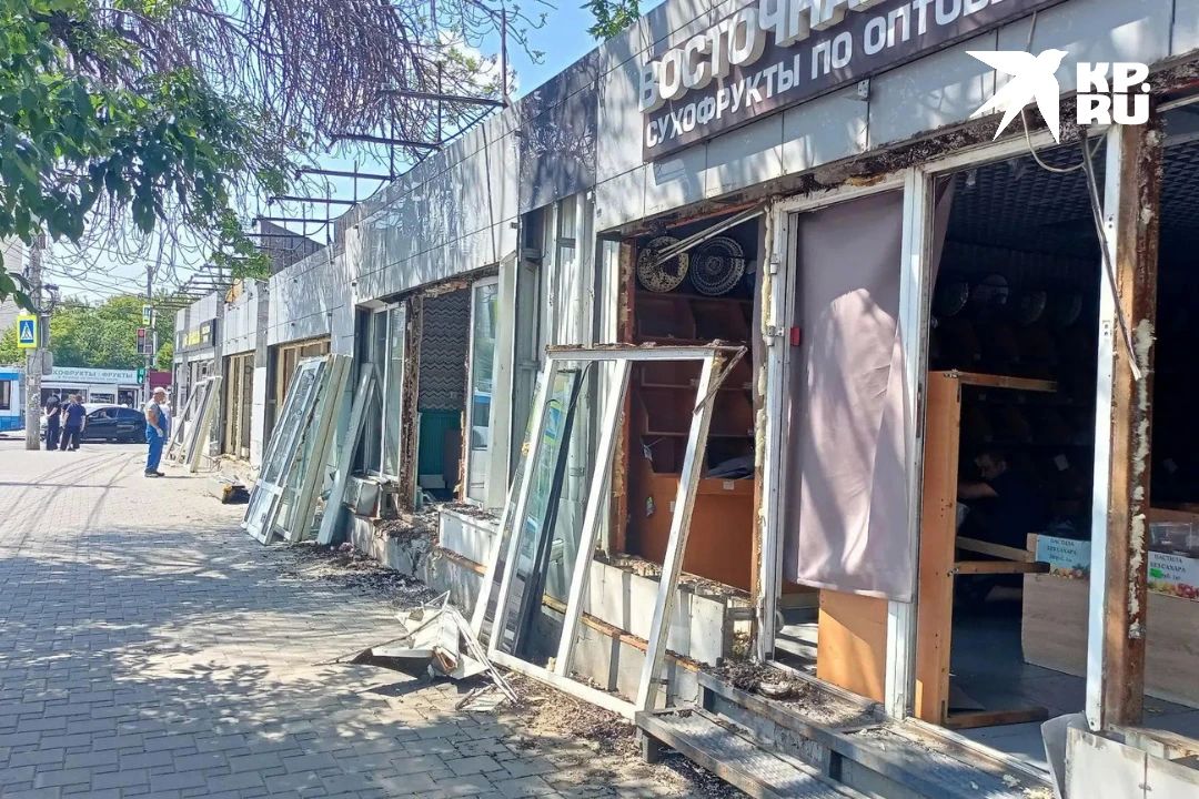 Новое начало и конец: массовый снос киосков у «Буревестника» Новое начало и конец: массовый снос киосков у «Буревестника»
