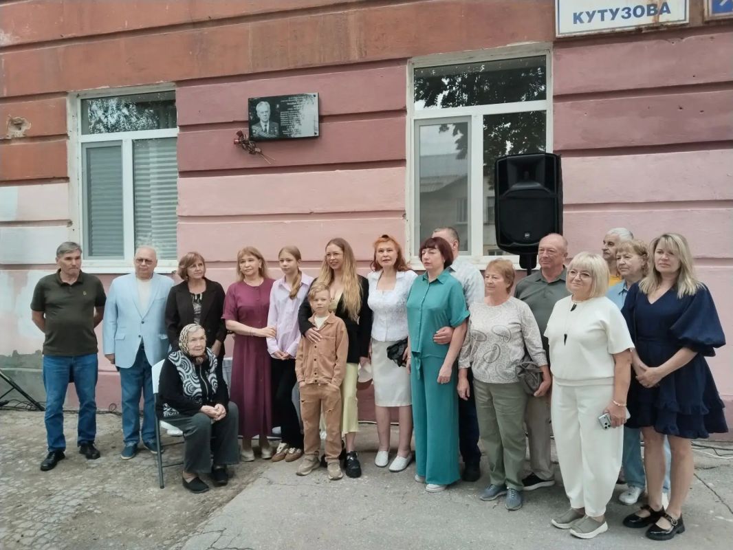 В Новокуйбышевске почтили память фронтовика и нефтяника Николая Фомина В Новокуйбышевске почтили память фронтовика и нефтяника Николая Фомина