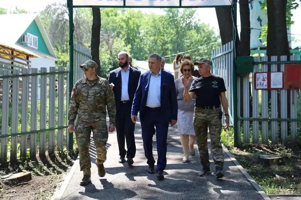 Иван Носков встретился с участниками Всероссийского слета кадетов