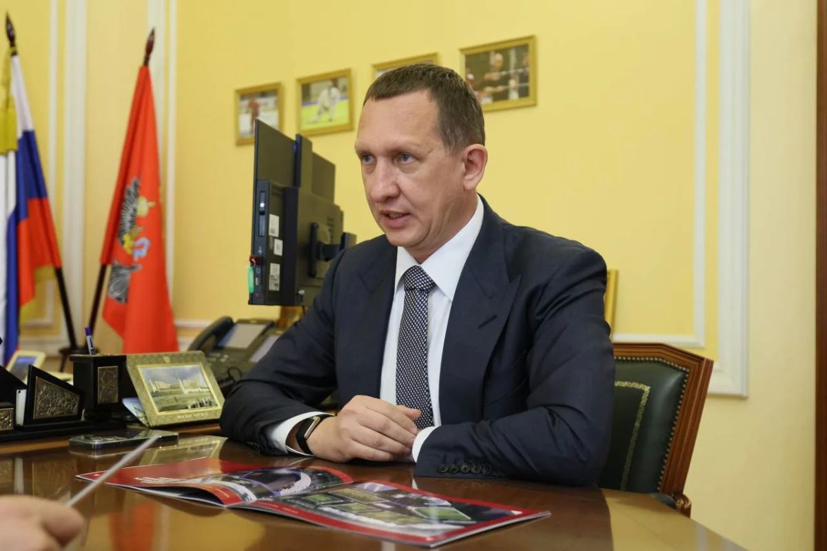 Михаил Дегтярёв: С большим интересом наблюдаю за футбольным клубом «Акрон» Михаил Дегтярёв: С большим интересом наблюдаю за футбольным клубом «Акрон»