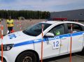 В Самаре, в рамках чемпионата МВД России по служебному многоборью, полицейские соревнуются в скоростном маневрировании на автомобилях