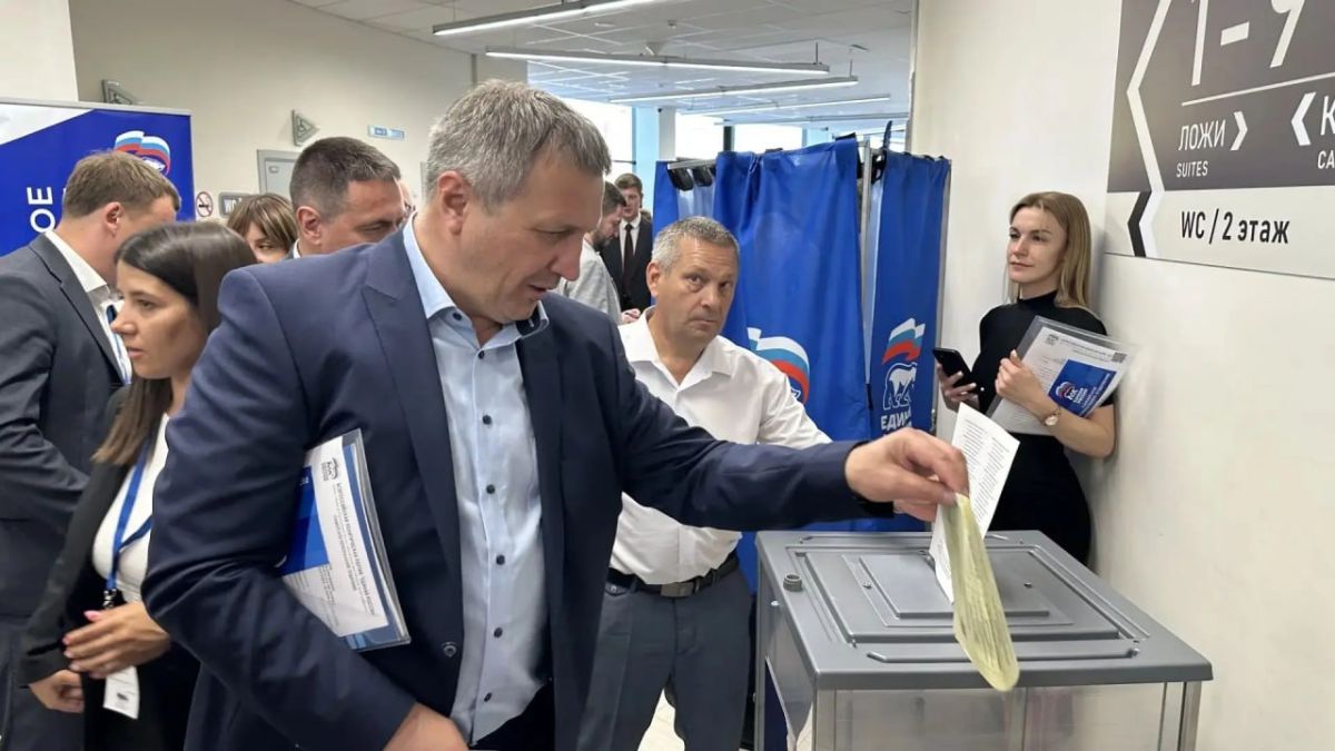 На заседании регионального отделения «Единой России» утверждены ключевые кадровые и организационные решения по выборам в Самарскую Губернскую Думу На заседании регионального отделения «Единой России» утверждены ключевые кадровые и организационные решения по выборам в Самарскую Губернскую Думу