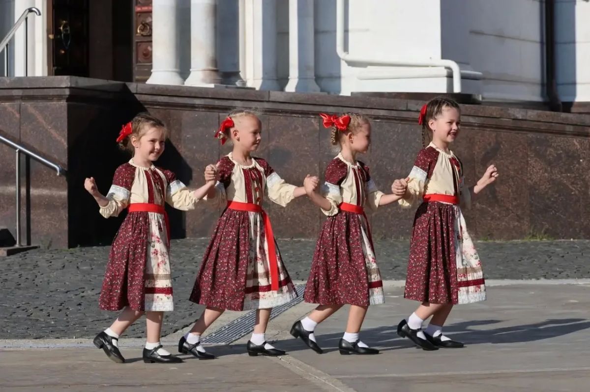 Праздничные мероприятия ко Дню семьи, любви и верности прошли во всех районах Самары Праздничные мероприятия ко Дню семьи, любви и верности прошли во всех районах Самары