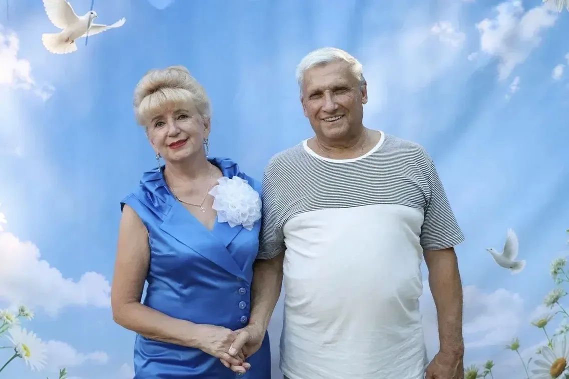Семейные пары поздравили в День семьи, любви и верности в Самаре Семейные пары поздравили в День семьи, любви и верности в Самаре