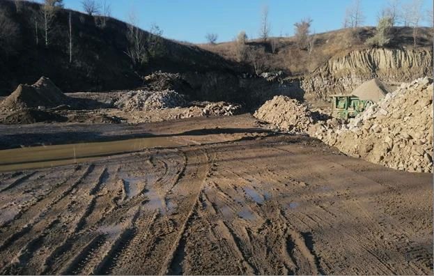 В Самарской области компанию поймали на незаконной добыче песка