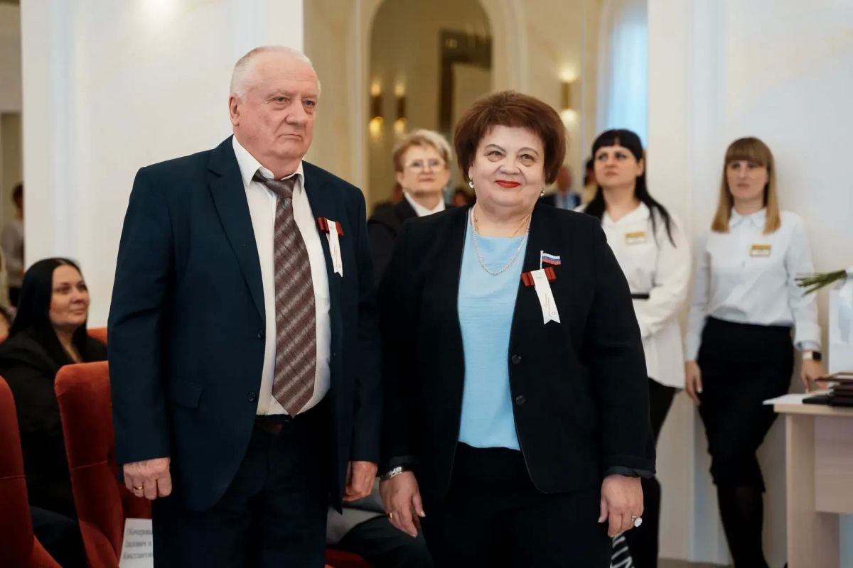 8 июля 2026 года семье Кочеровых, Вячеславу Павловичу и Наталье Константиновне, вручена общественная награда – медаль «За любовь и верность»