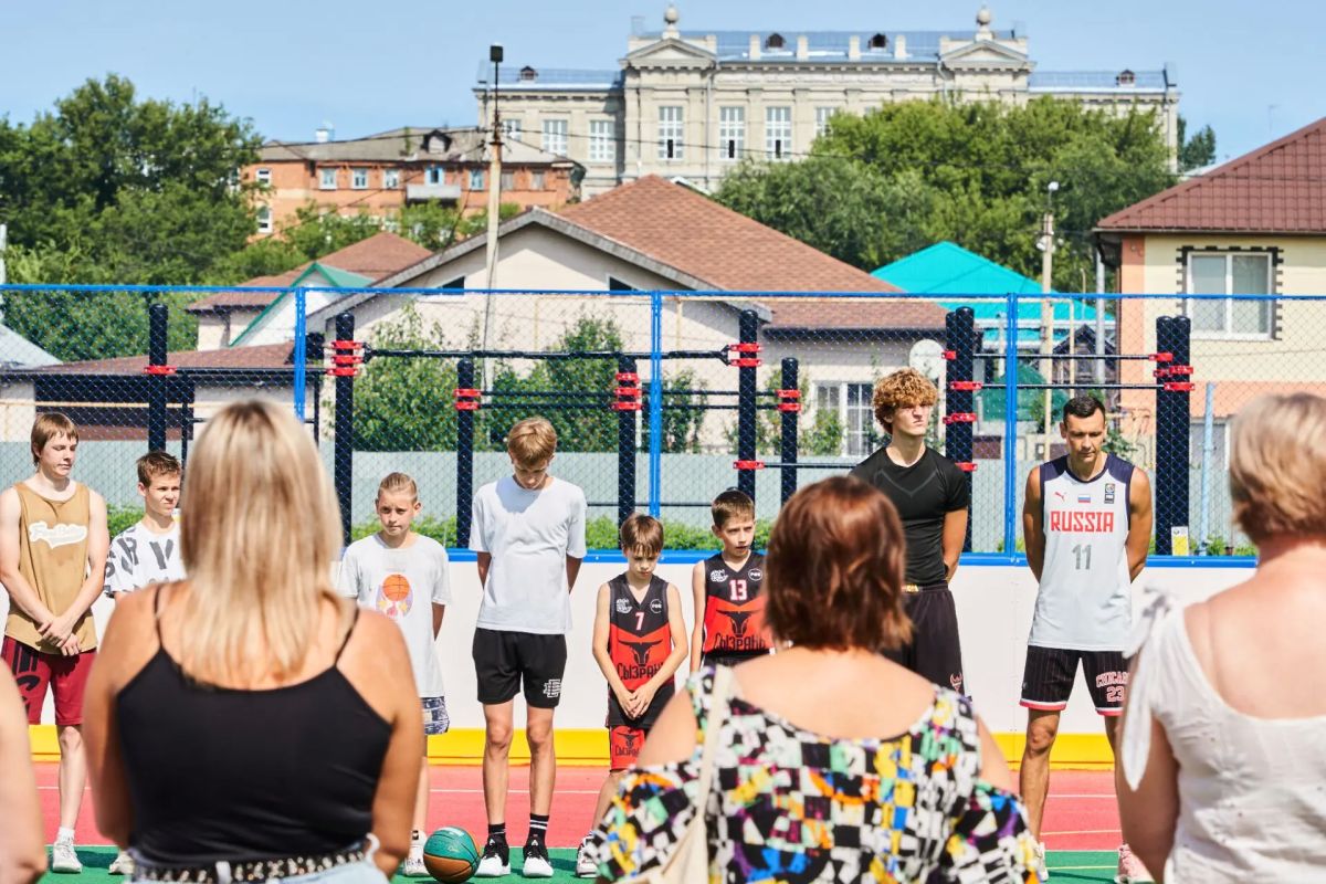 В Сызрани открылась «умная» спортплощадка с QR-инструкциями и Wi-Fi покрытием В Сызрани открылась «умная» спортплощадка с QR-инструкциями и Wi-Fi покрытием