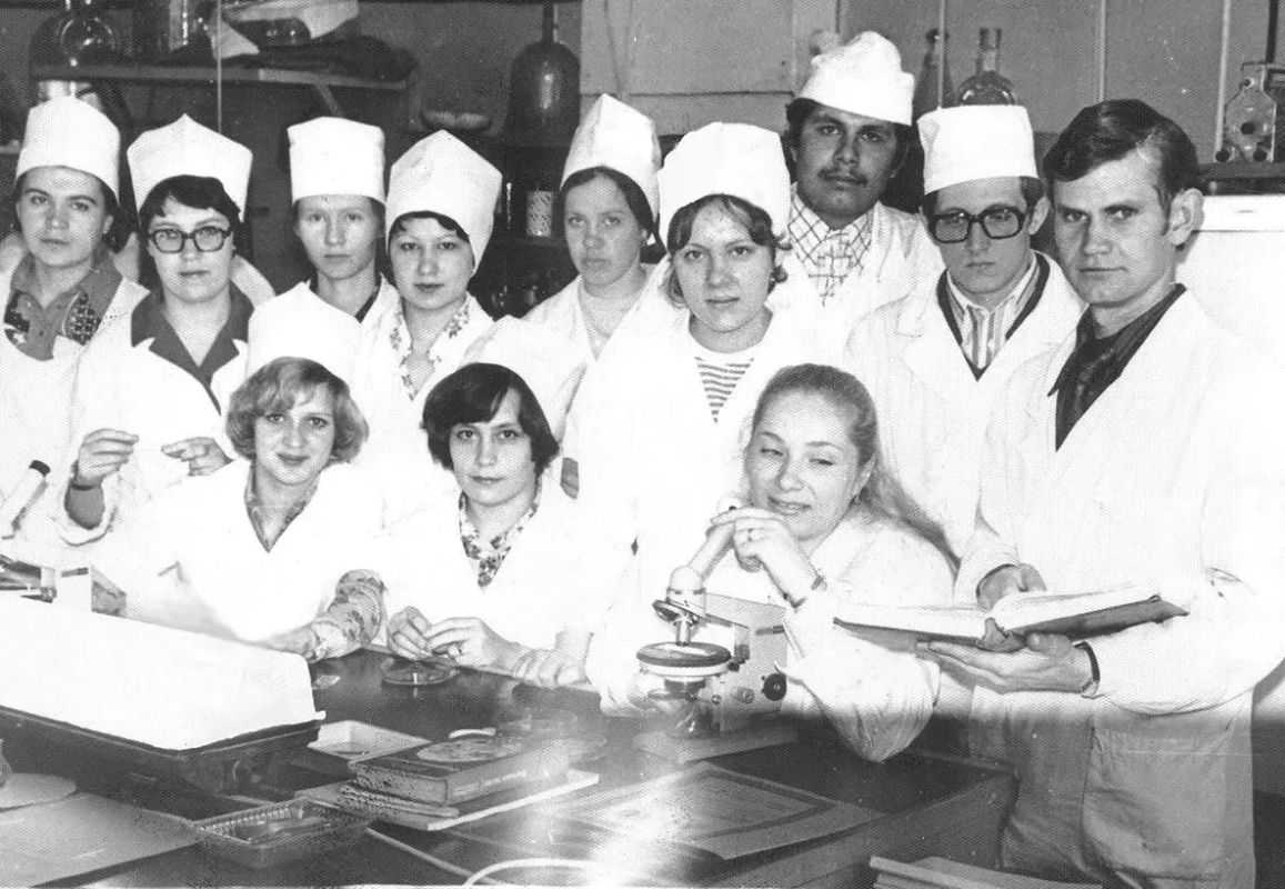 Сегодня исполняется 75 лет заслуженному деятелю науки Российской Федерации, д.ф.н., профессору, заведующему кафедрой фармакогнозии с ботаникой и основами фитотерапии СамГМУ Владимиру Куркину. Сегодня исполняется 75 лет заслуженному деятелю науки Российской Федерации, д.ф.н., профессору, заведующему кафедрой фармакогнозии с ботаникой и основами фитотерапии СамГМУ Владимиру Куркину.