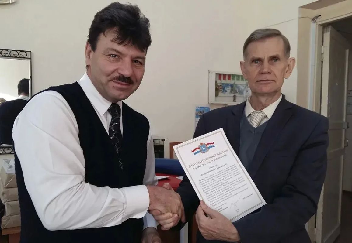 Сегодня исполняется 75 лет заслуженному деятелю науки Российской Федерации, д.ф.н., профессору, заведующему кафедрой фармакогнозии с ботаникой и основами фитотерапии СамГМУ Владимиру Куркину. Сегодня исполняется 75 лет заслуженному деятелю науки Российской Федерации, д.ф.н., профессору, заведующему кафедрой фармакогнозии с ботаникой и основами фитотерапии СамГМУ Владимиру Куркину.