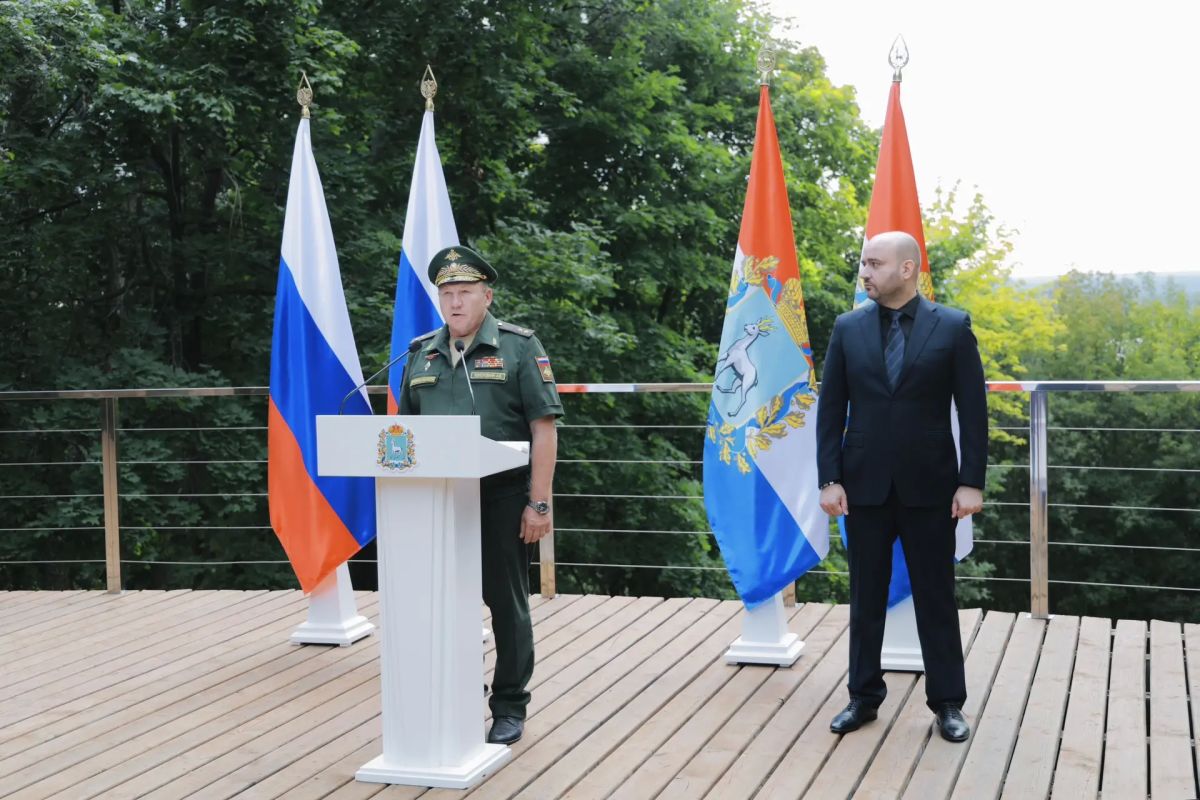 Вячеслав Федорищев: Наши военные получили от Правительства Самарской области новую партию техники: квадрокоптеры и многое другое Вячеслав Федорищев: Наши военные получили от Правительства Самарской области новую партию техники: квадрокоптеры и многое другое