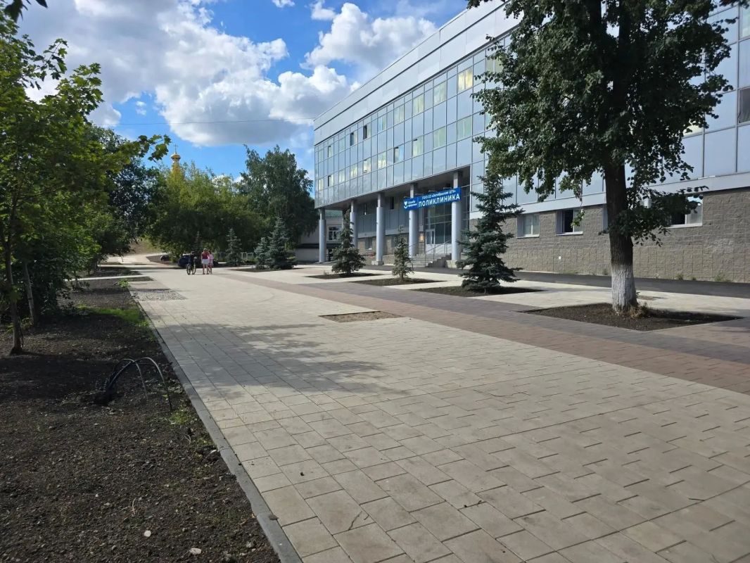 Аллея мечты» в Октябрьске. На объекте завершено устройство тротуарных покрытий Аллея мечты» в Октябрьске. На объекте завершено устройство тротуарных покрытий