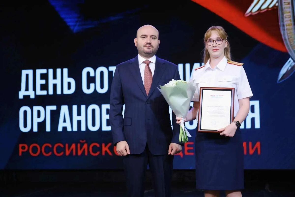 Федорищев поздравил сотрудников следственных органов с праздником
