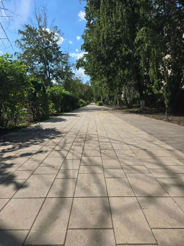 Аллея мечты» в Октябрьске. На объекте завершено устройство тротуарных покрытий Аллея мечты» в Октябрьске. На объекте завершено устройство тротуарных покрытий