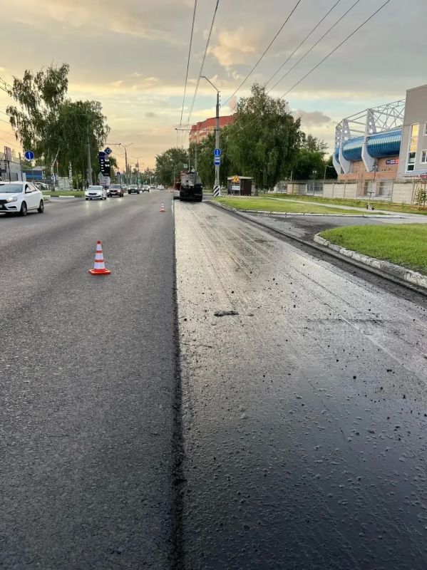 В 2026 году в рамках национального проекта «Инфраструктура для жизни» ведутся работы на участках дорог, обеспечивающих подъезд к школам олимпийского резерва, стадионам, спорткомплексам и детским секциям В 2026 году в рамках национального проекта «Инфраструктура для жизни» ведутся работы на участках дорог, обеспечивающих подъезд к школам олимпийского резерва, стадионам, спорткомплексам и детским секциям
