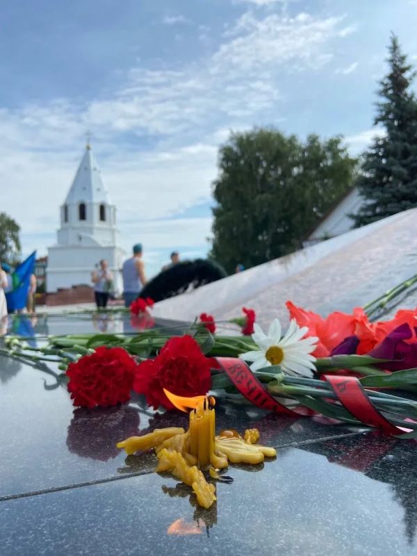 Символично, что в один день мы отмечаем два важных события: память святого пророка Илии и День Воздушно-десантных войск России Символично, что в один день мы отмечаем два важных события: память святого пророка Илии и День Воздушно-десантных войск России