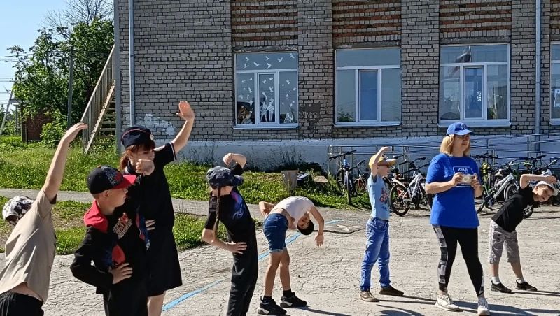 В Самарской области полным ходом идет Всероссийская акция «Зарядка со стражем порядка» В Самарской области полным ходом идет Всероссийская акция «Зарядка со стражем порядка»