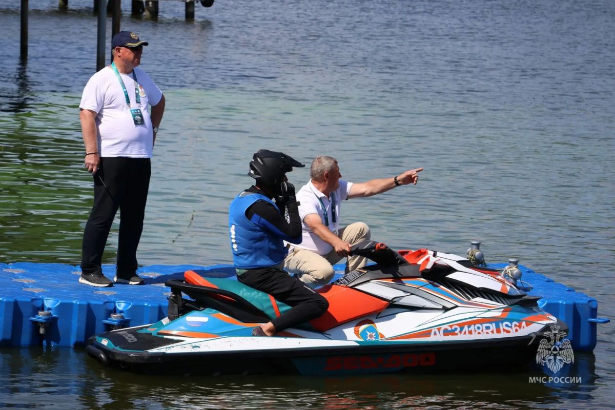 Заключительный этап XIХ Всероссийского чемпионата по водно-моторным соревнованиям среди команд ГИМС МЧС России проходит на Волге Заключительный этап XIХ Всероссийского чемпионата по водно-моторным соревнованиям среди команд ГИМС МЧС России проходит на Волге