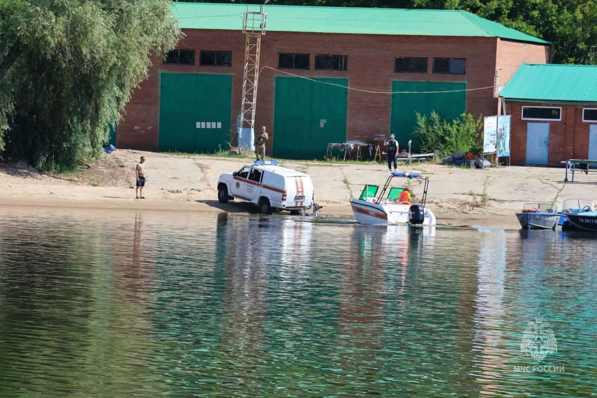 Заключительный этап XIХ Всероссийского чемпионата по водно-моторным соревнованиям среди команд ГИМС МЧС России проходит на Волге Заключительный этап XIХ Всероссийского чемпионата по водно-моторным соревнованиям среди команд ГИМС МЧС России проходит на Волге