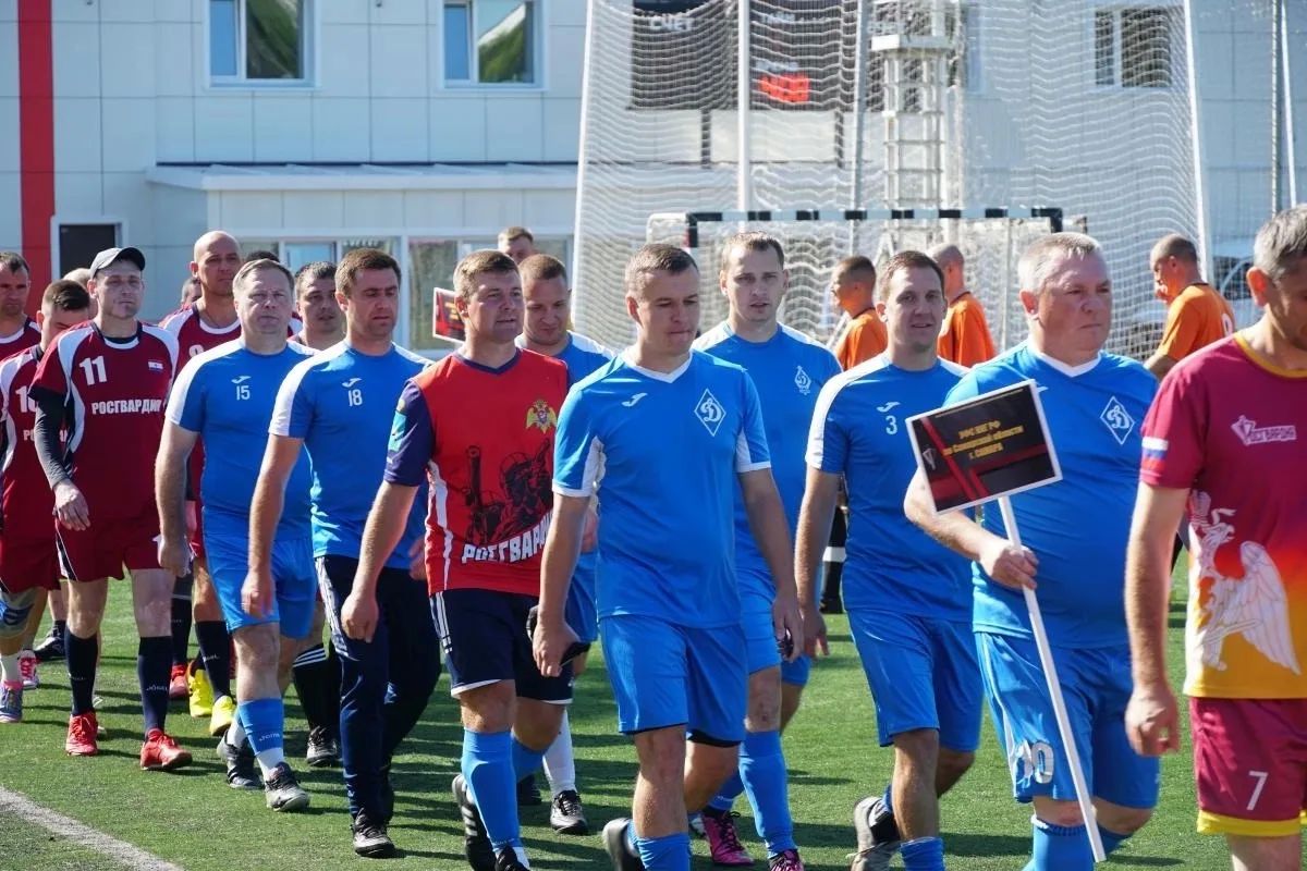 В преддверии Всероссийского дня физкультурника на ульяновском стадионе «Симбирск» состоялся чемпионат Приволжского ордена Жукова округа Росгвардии по мини-футболу, приуроченный к 10-летию ведомства и 215-летию войск... В преддверии Всероссийского дня физкультурника на ульяновском стадионе «Симбирск» состоялся чемпионат Приволжского ордена Жукова округа Росгвардии по мини-футболу, приуроченный к 10-летию ведомства и 215-летию войск...