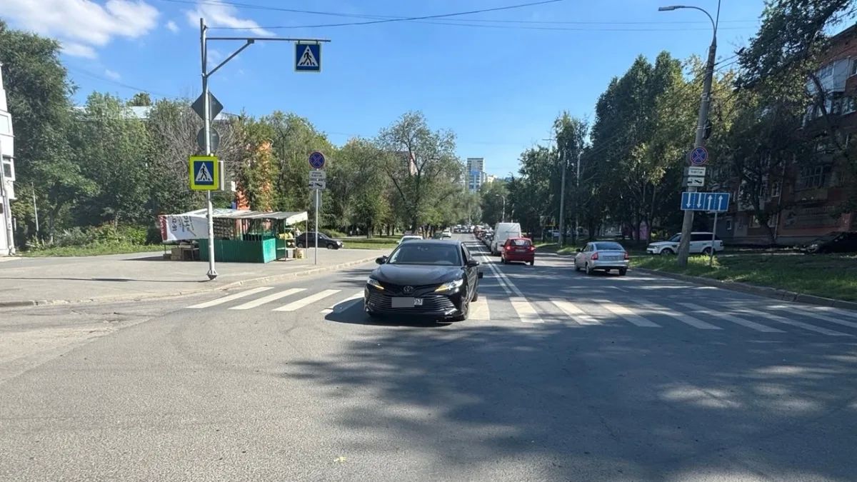 В Самаре Toyota Camry сбила 9-летнюю девочку на улице Революционной
