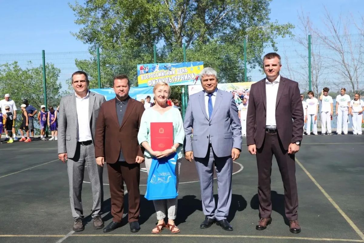 Спортивные мероприятия ко Дню физкультурника проходят в районах Самары Спортивные мероприятия ко Дню физкультурника проходят в районах Самары