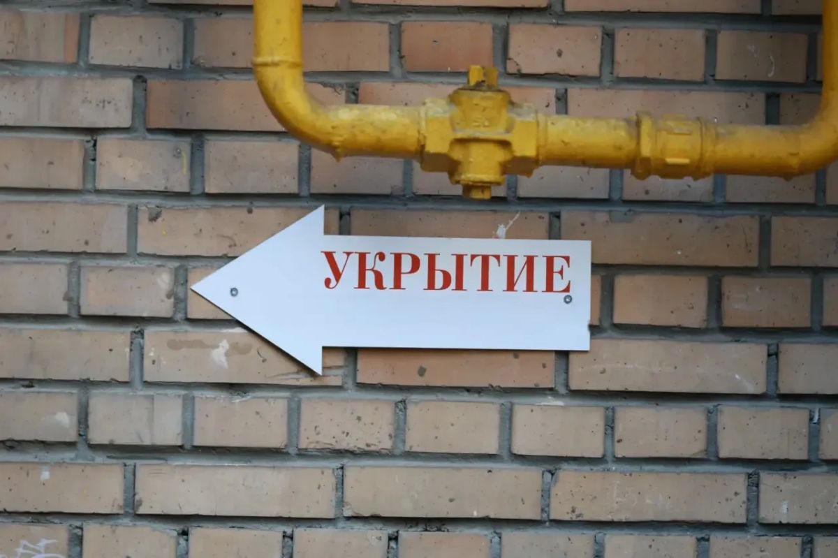 В Самаре приводят в порядок подвалы жилых домов под укрытия В Самаре приводят в порядок подвалы жилых домов под укрытия