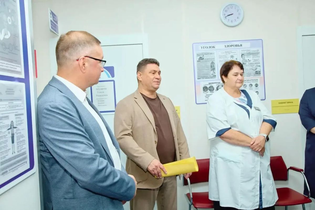 "Такие объекты — инвестиция в здоровье людей на местах": в селе Орловка работает современный офис врача общей практики "Такие объекты — инвестиция в здоровье людей на местах": в селе Орловка работает современный офис врача общей практики
