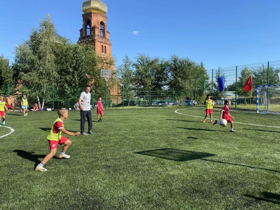 В поселке Курумоч открылись новые спортобъекты В поселке Курумоч открылись новые спортобъекты