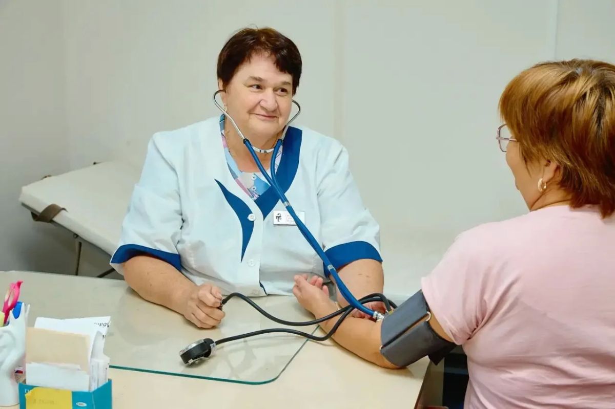 "Такие объекты — инвестиция в здоровье людей на местах": в селе Орловка работает современный офис врача общей практики "Такие объекты — инвестиция в здоровье людей на местах": в селе Орловка работает современный офис врача общей практики