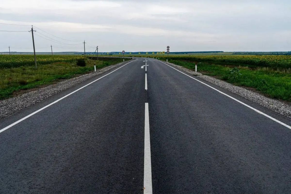 В Самарской области отремонтировали дорогу Коммунарский — Яблоневый