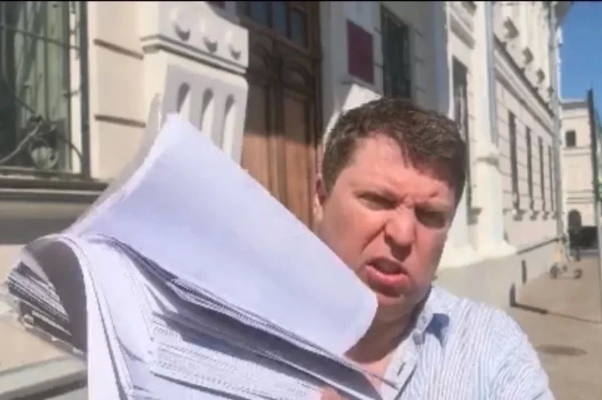 Самарский облсуд снял Михаила Матвеева с выборов из-за фото в соцсетях