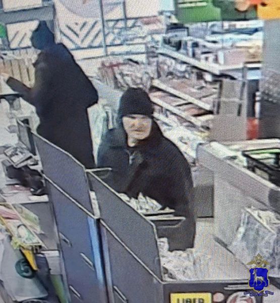 В Самаре полицейские устанавливают местонахождение подозреваемого в краже денег с банковской карты В Самаре полицейские устанавливают местонахождение подозреваемого в краже денег с банковской карты