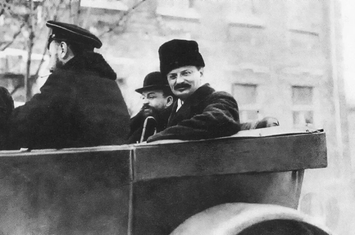 Вождь номер два. Как и где Лейб Бронштейн стал Львом Троцким