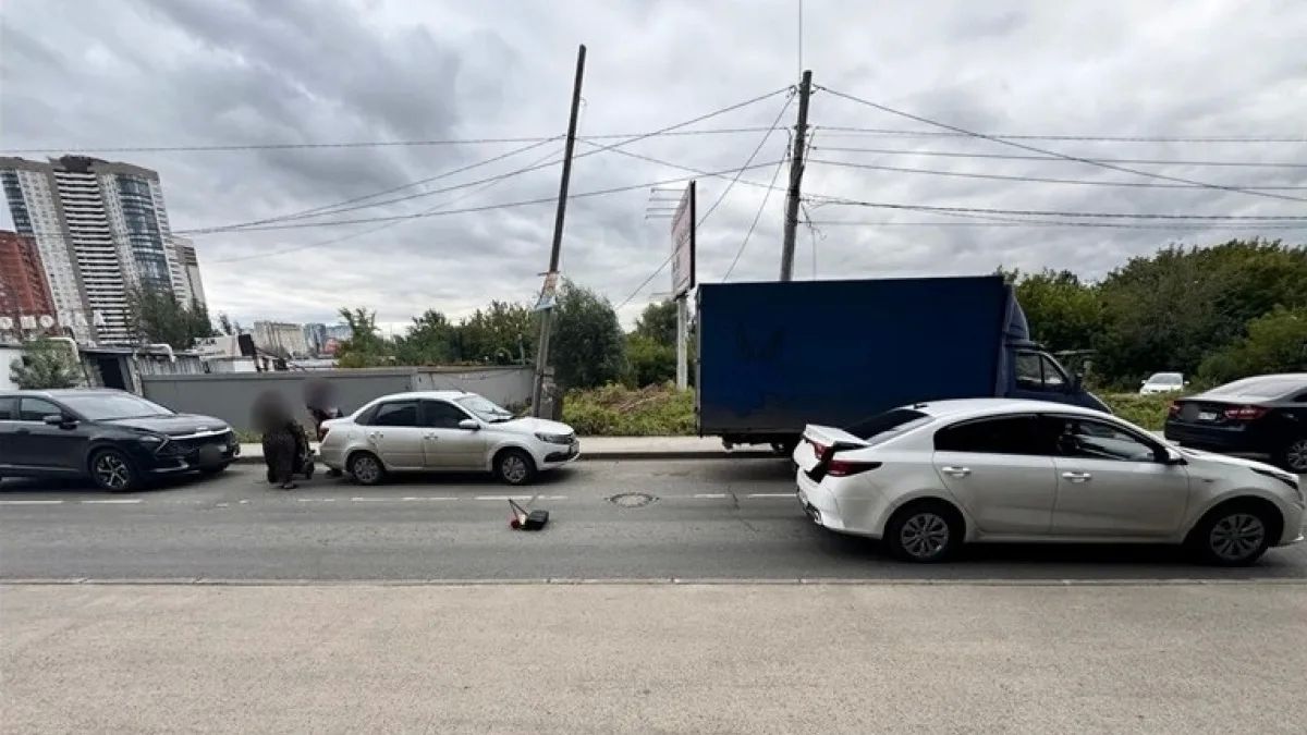 7-летний пешеход пострадал под колёсами Kia Rio в Самаре 7-летний пешеход пострадал под колёсами Kia Rio в Самаре