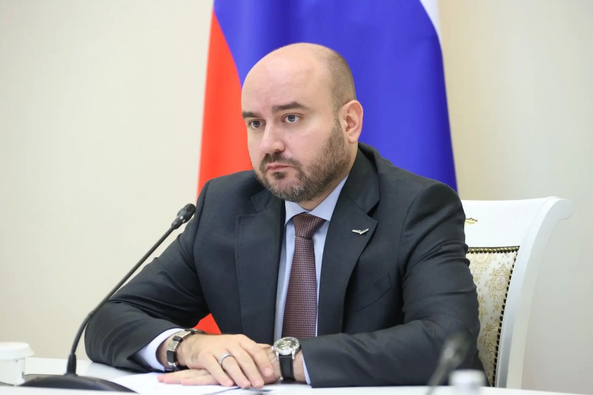 Вячеслав Федорищев: На две недели продлеваем временные лимиты по отпуску топлива на автозаправках Самарской области Вячеслав Федорищев: На две недели продлеваем временные лимиты по отпуску топлива на автозаправках Самарской области