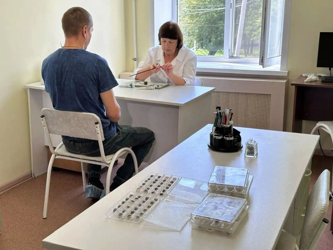 "Важный этап медицинской и социальной реабилитации": в этом году самарские офтальмологи провели глазопротезирование 10 ветеранам СВО "Важный этап медицинской и социальной реабилитации": в этом году самарские офтальмологи провели глазопротезирование 10 ветеранам СВО