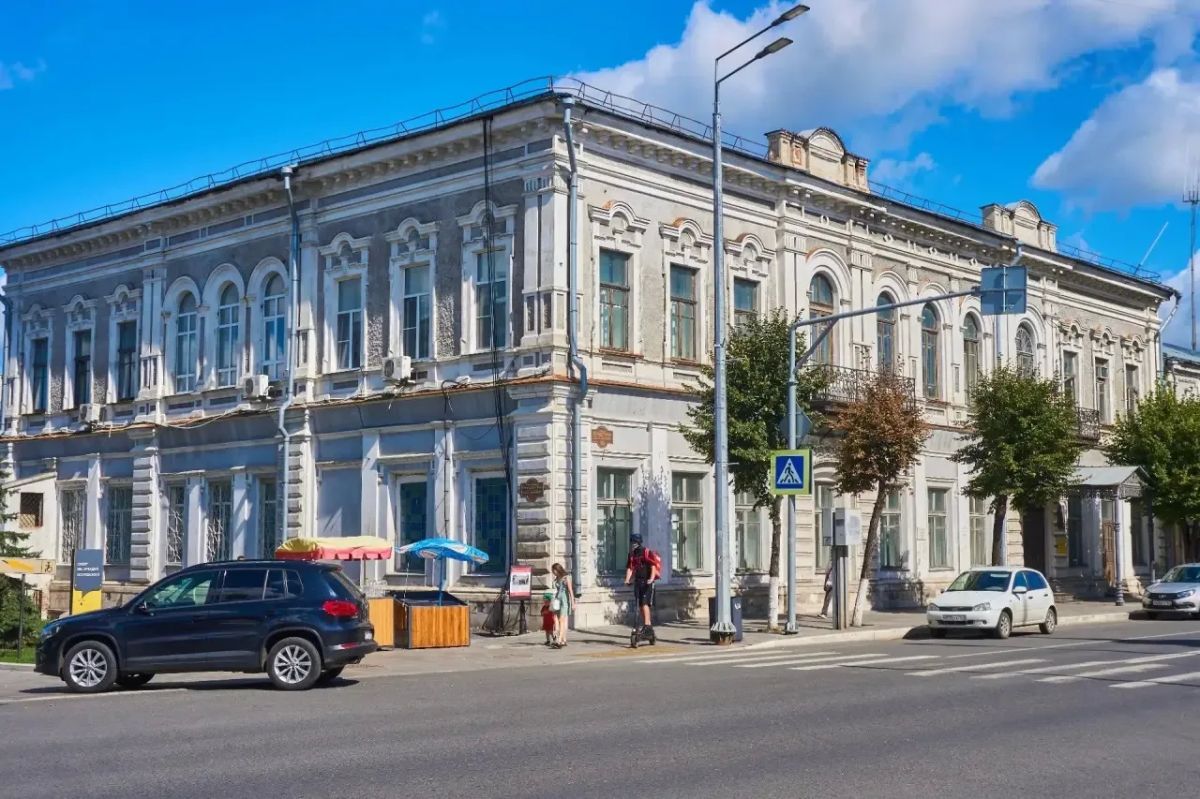 Помним заслуги прошлых поколений Помним заслуги прошлых поколений