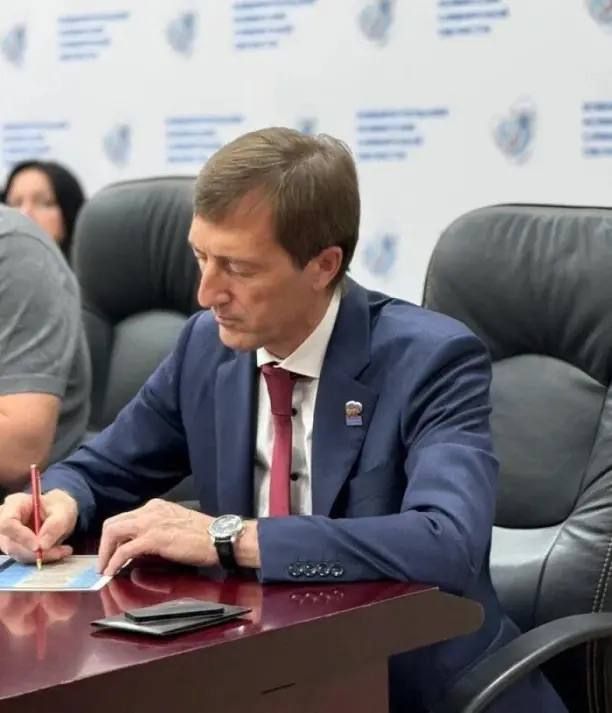 Самарский областной суд отложил на пятницу, 21 августа, рассмотрение иска кандидата в депутаты Госдумы Михаила Матвеева к кандидату Александру Живайкину Самарский областной суд отложил на пятницу, 21 августа, рассмотрение иска кандидата в депутаты Госдумы Михаила Матвеева к кандидату Александру Живайкину