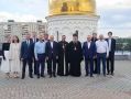 Губернатор Самарской области Вячеслав Федорищев совместно с заместителем председателя Союза машиностроителей России Борисом Алешиным, президентом АВТОВАЗа Максимом Соколовым и митрополитом Самарским и Новокуйбышевским...