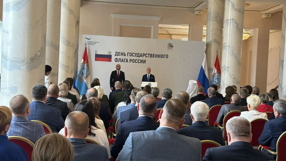 В Самарском академическом театре оперы и балета проходит торжественная церемония вручения государственных наград В Самарском академическом театре оперы и балета проходит торжественная церемония вручения государственных наград