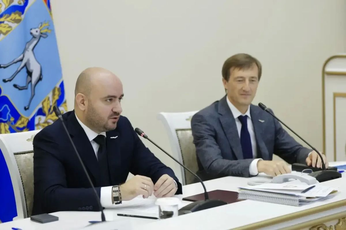 В Самаре обсудили планы по внедрению технологий ИИ в здравоохранение региона В Самаре обсудили планы по внедрению технологий ИИ в здравоохранение региона
