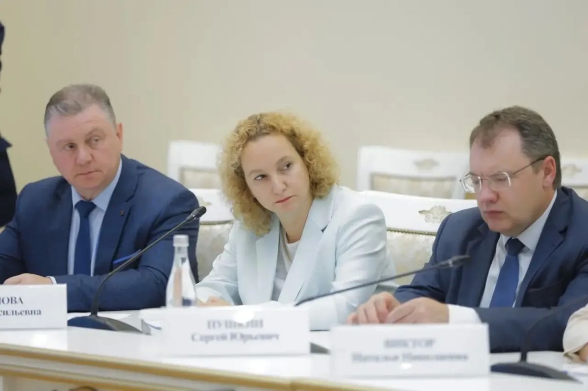 В Самаре обсудили планы по внедрению технологий ИИ в здравоохранение региона В Самаре обсудили планы по внедрению технологий ИИ в здравоохранение региона