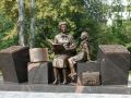 В Самаре ко Дню знаний появилась скульптурная композиция в честь учителей