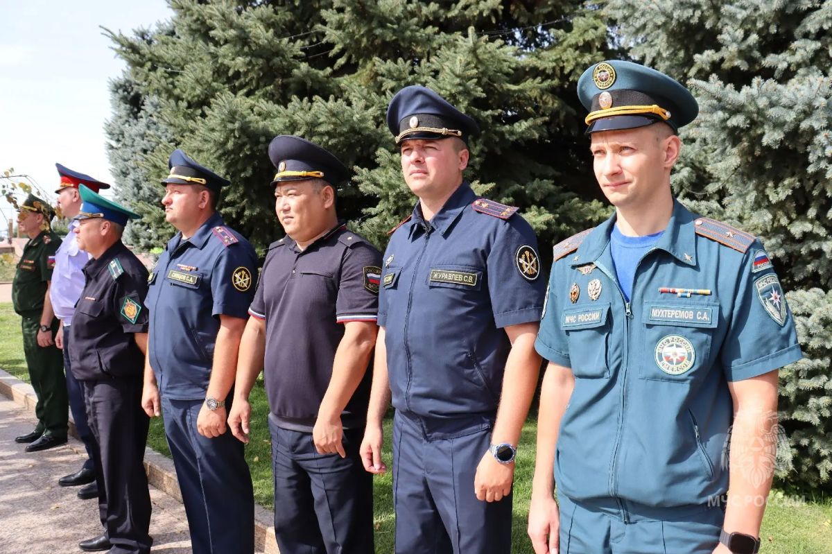 В Самаре почтили память героев в День окончания Второй мировой войны В Самаре почтили память героев в День окончания Второй мировой войны