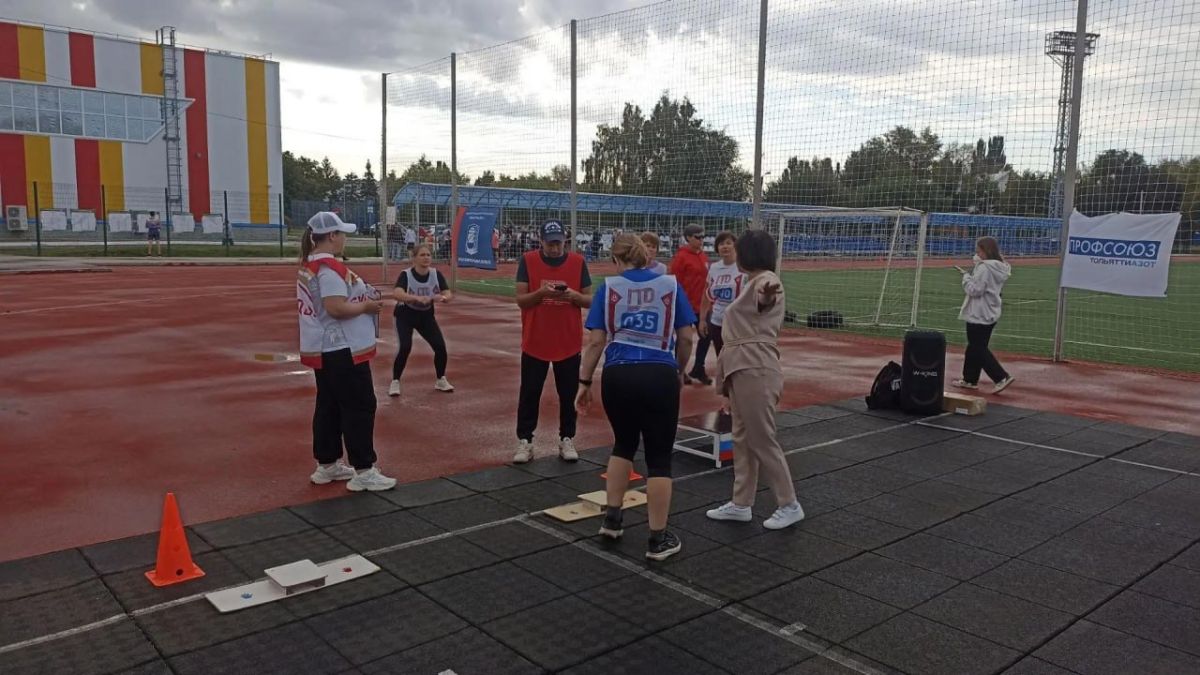 Будь готов к труду, обороне и к отличному празднику спорта! Будь готов к труду, обороне и к отличному празднику спорта!