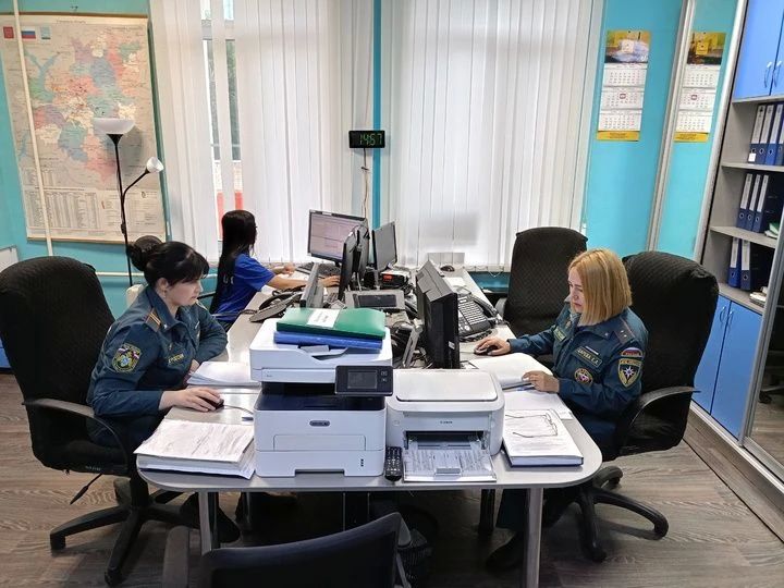 О том, что происходит «по ту сторону трубки», рассказала в интервью «МК в Самаре» диспетчер ГУ МЧС по Самарской области Екатерина Царёва О том, что происходит «по ту сторону трубки», рассказала в интервью «МК в Самаре» диспетчер ГУ МЧС по Самарской области Екатерина Царёва