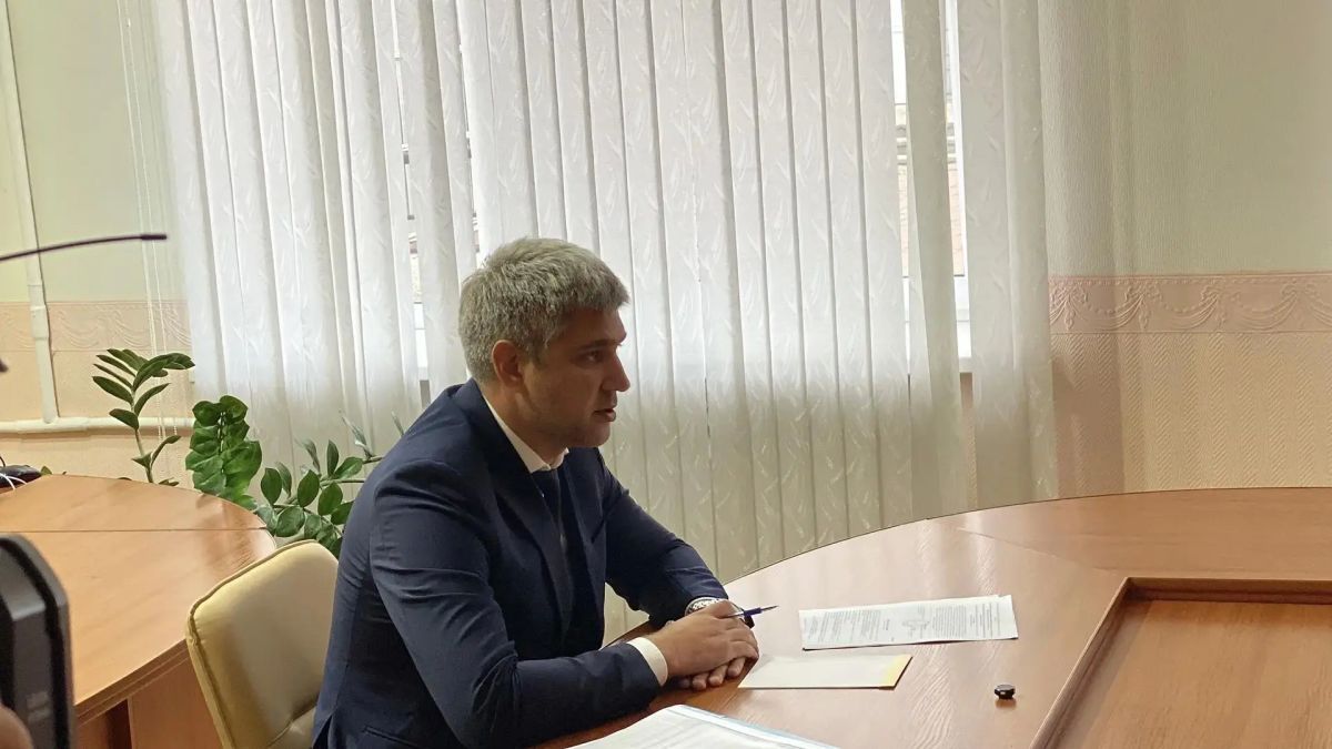 Губернатор Самарской области Вячеслав Федорищев сегодня работает в городском округе Отрадный Губернатор Самарской области Вячеслав Федорищев сегодня работает в городском округе Отрадный