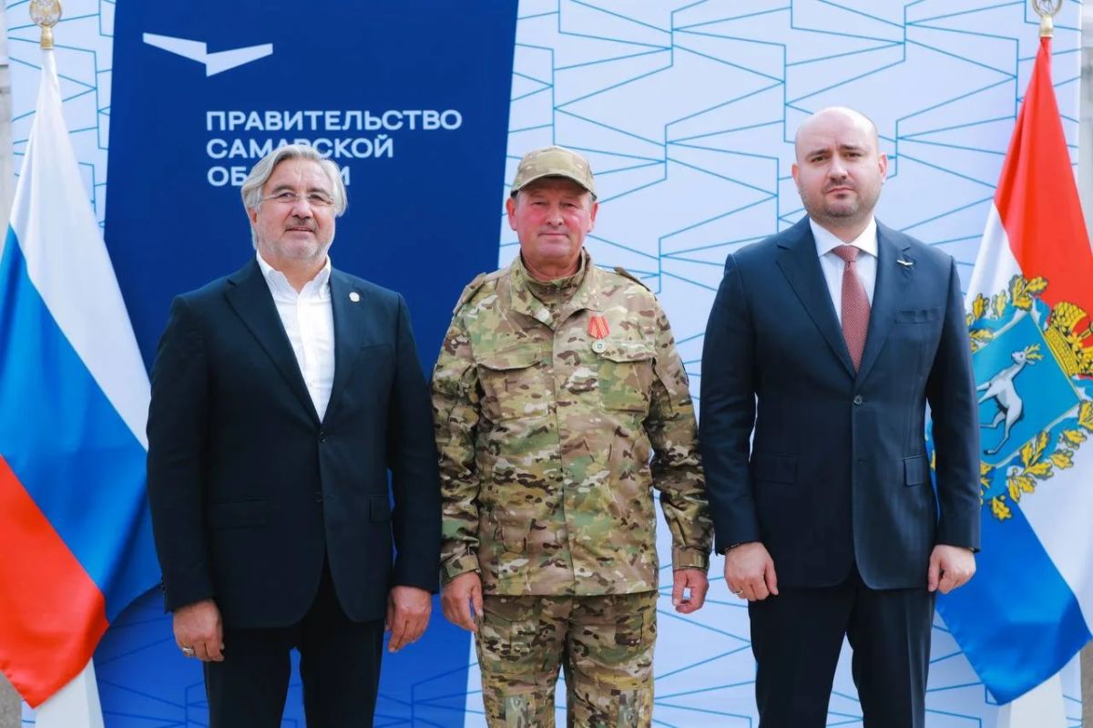 Вячеслав Федорищев: Сегодня из Самары отправился очередной груз помощи в зону СВО, сформированный предпринимателями Вячеслав Федорищев: Сегодня из Самары отправился очередной груз помощи в зону СВО, сформированный предпринимателями